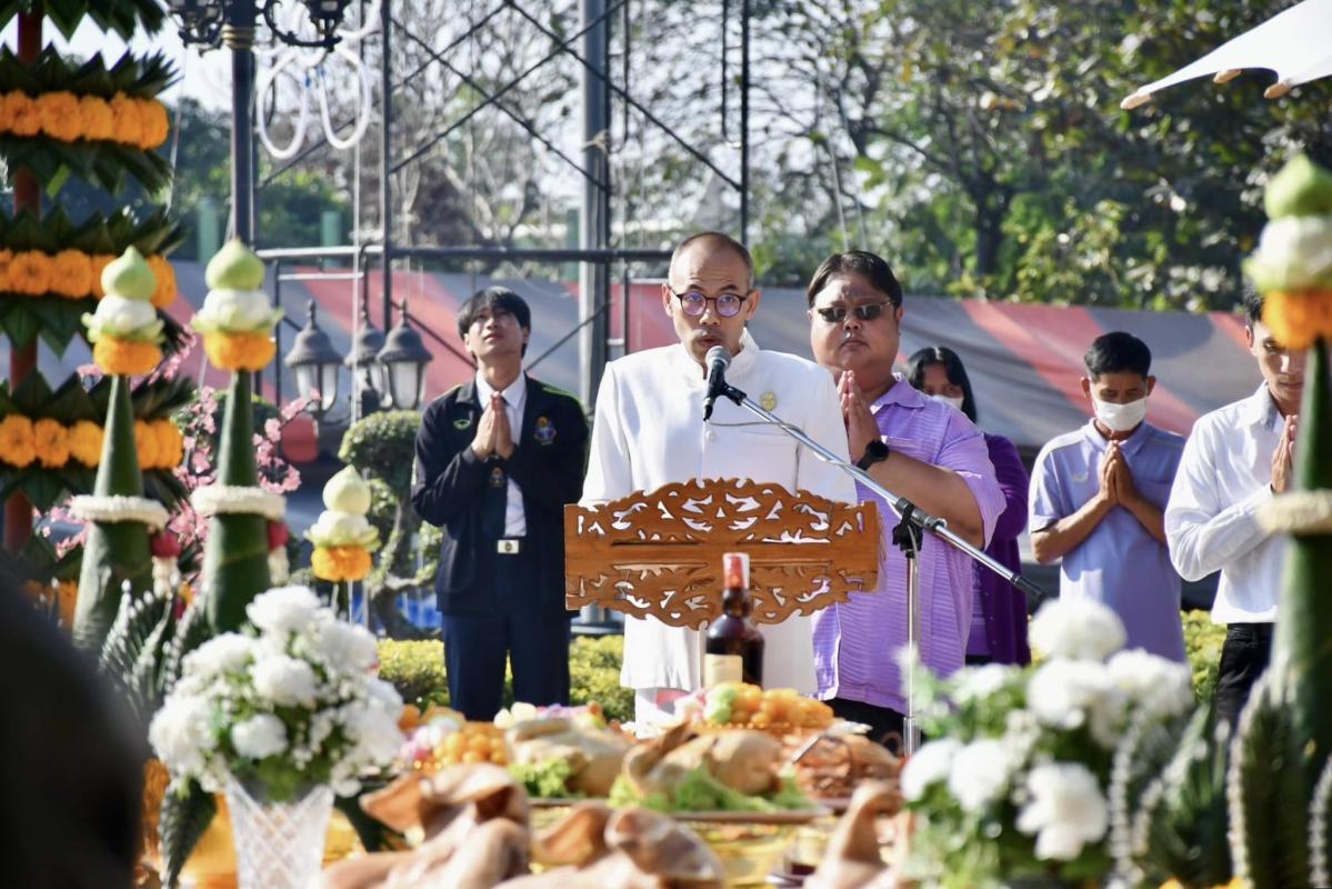 รองนายกองค์การบริหารส่วนจังหวัดตาก เป็นประธานในพิธีบวงสรวงขอพระบรมราชานุญาตจัดการแสดงละครอิงประวัติศาสตร์ประกอบแสงสีเสียงเทิดพระเกียรติสมเด็จพระเจ้าตากสินมหาราช 