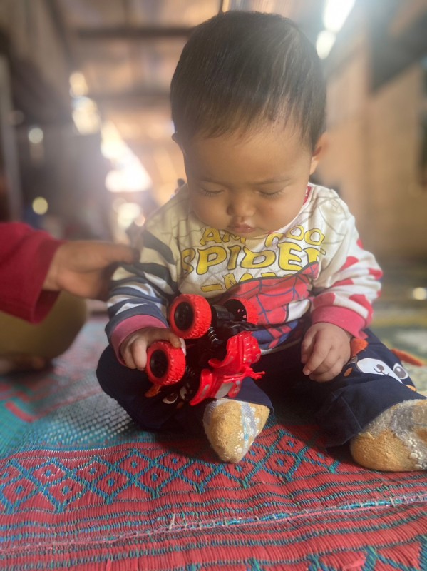 1/11/67 รพ.สต.บ้านสันป่าไร่ ออกหน่วยฉีดวัคซีนเด็กอายุ 2 เดือน ถึง 4 ปี เขต สสช.ห้วยกระทิง ที่ หมู่ 6 บ้านห้วยกระทิง จำนวน 14 ราย และ เจาะเลือดตรวจ Hct , จ่ายยา para syr , ferrous syr , แจกของเล่นให้เด็ก ๆ ทุกคน