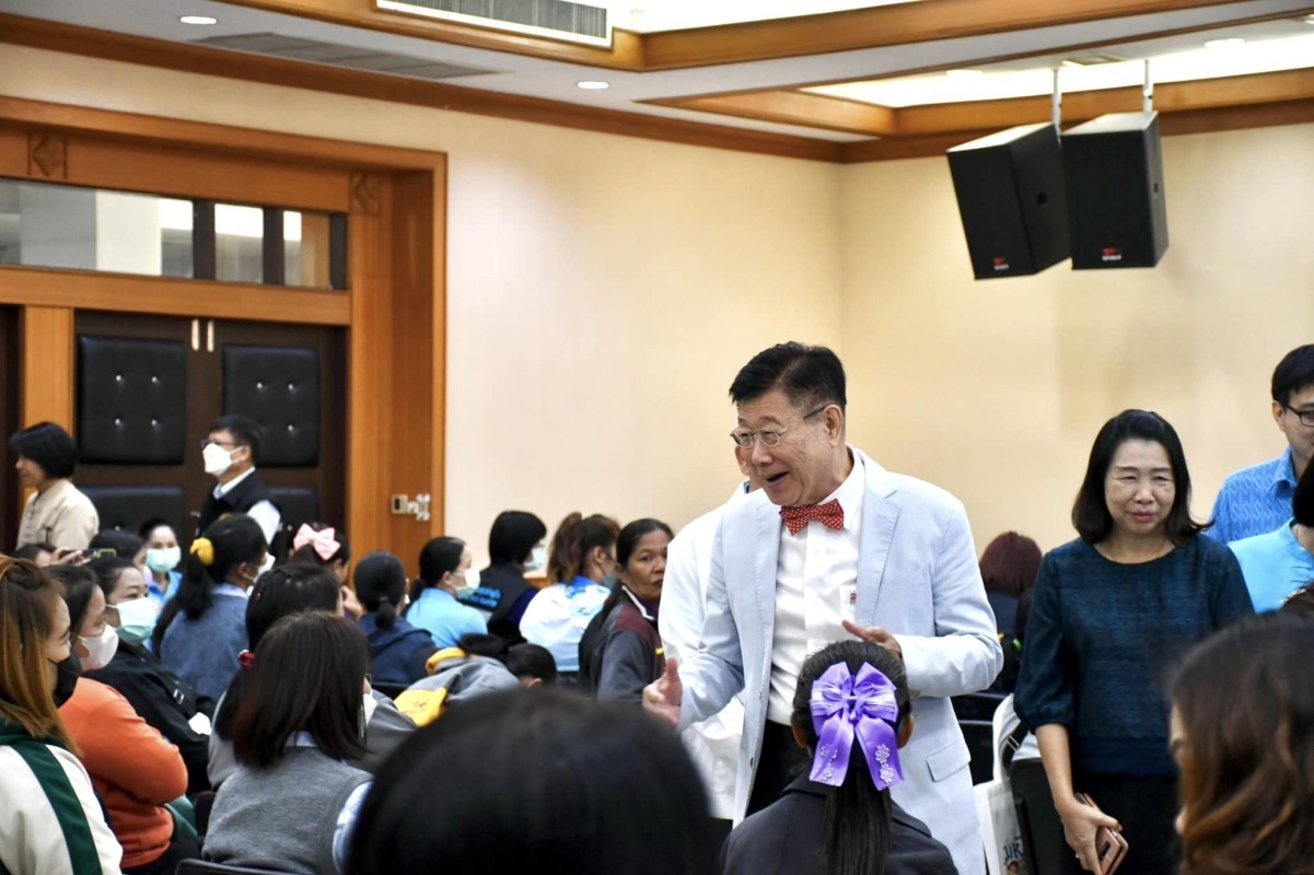 นายกองค์การบริหารส่วนจังหวัดตาก เป็นประธานเปิดโครงการมหัศจรรย์ 1,000 วันแรกแห่งชีวิต "สร้างคน สร้างชีวิต สร้างชาติ"