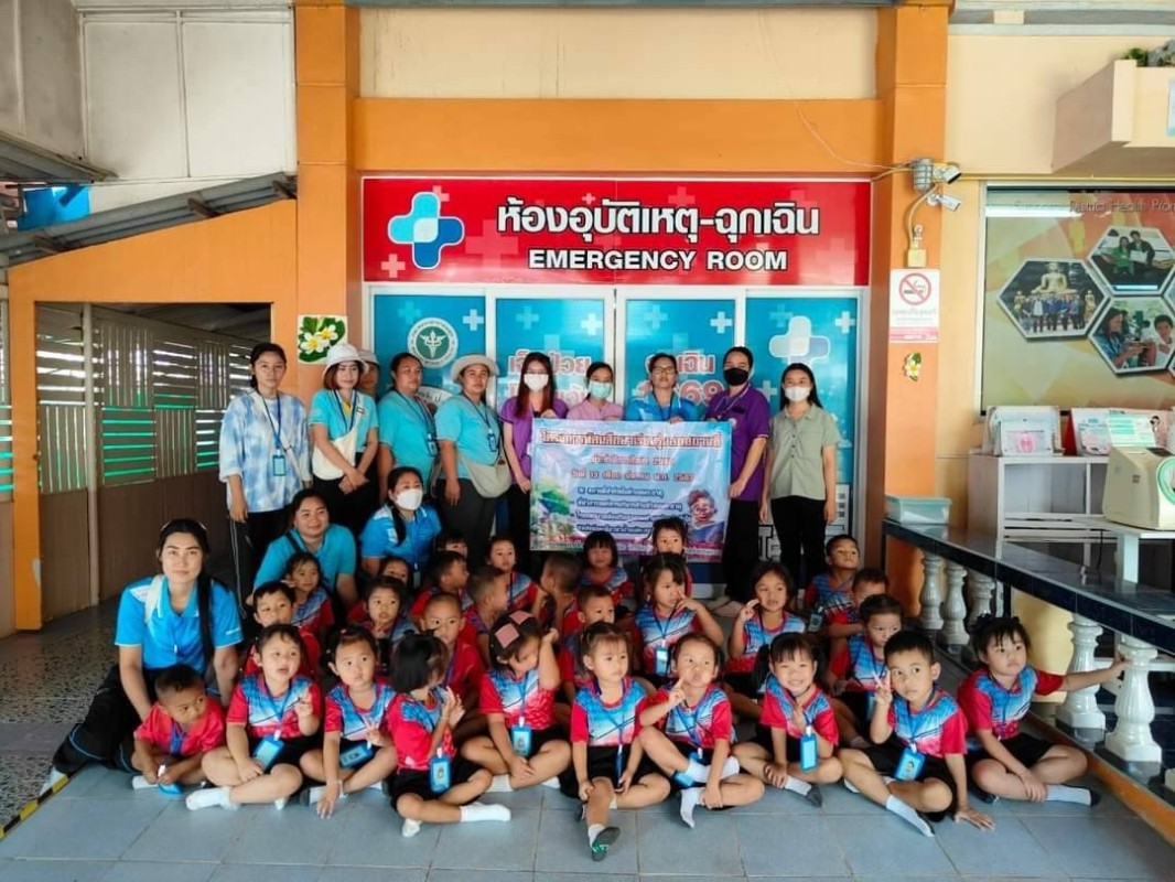 13367 จนท.รพ.สต.บ้านสันป่าไร่ ร่วมต้อนรับคณะครูและนักเรียน ศพด.บ้านป่าไร่เหนือ ที่ได้มาศึกษาดูงานที่ รพ.สต.บ้านสันป่าไร่