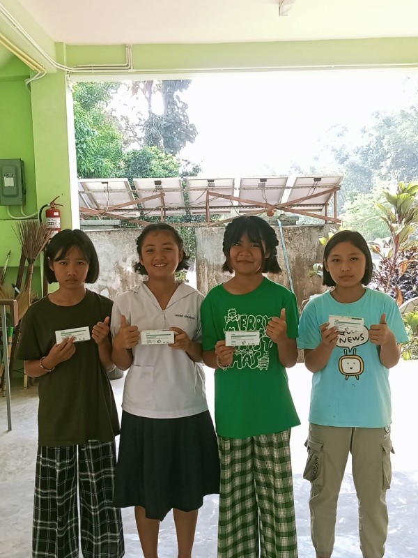 วันที่ 15 - 25 มี.ค.67 รพ.สต.บ้านสันป่าไร่ ทยอยฉีดวัคซีนป้องกันมะเร็งปากมดลูก( HPV ) เข็ม 2 ให้นักเรียนหญิงไทยอายุต่ำกว่า 15 ปี ในเขตรับผิดชอบ 7 โรงเรียน จำนวนรวมทั้งหมด 21 ราย ครบเรียบร้อยแล้ว