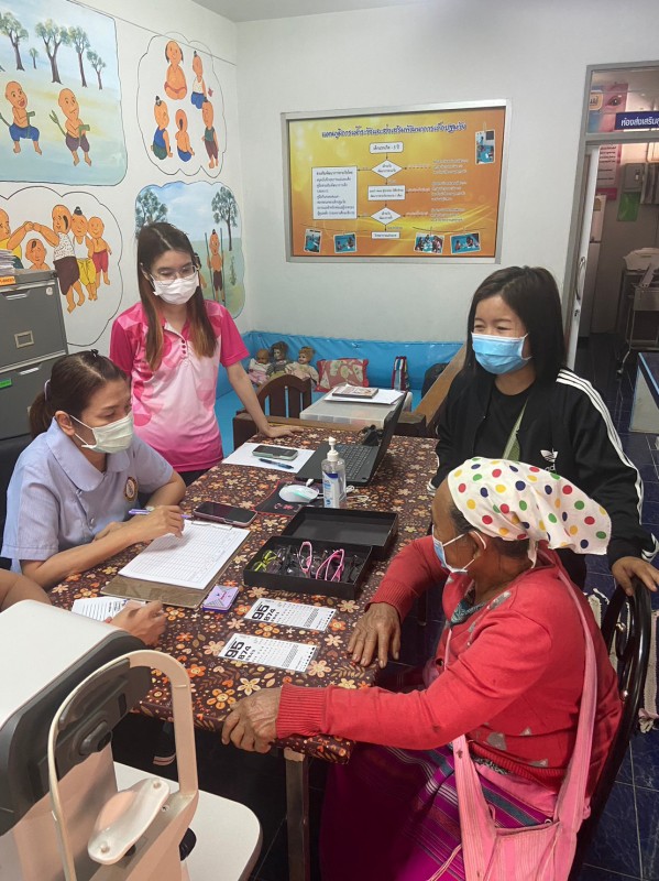 2 เม.ย.67 รพ.สต.บ้านสันป่าไร่ ร่วมกับทีม รพ.แม่ระมาด ตรวจตาผู้สูงอายุ จำนวน 105 ราย