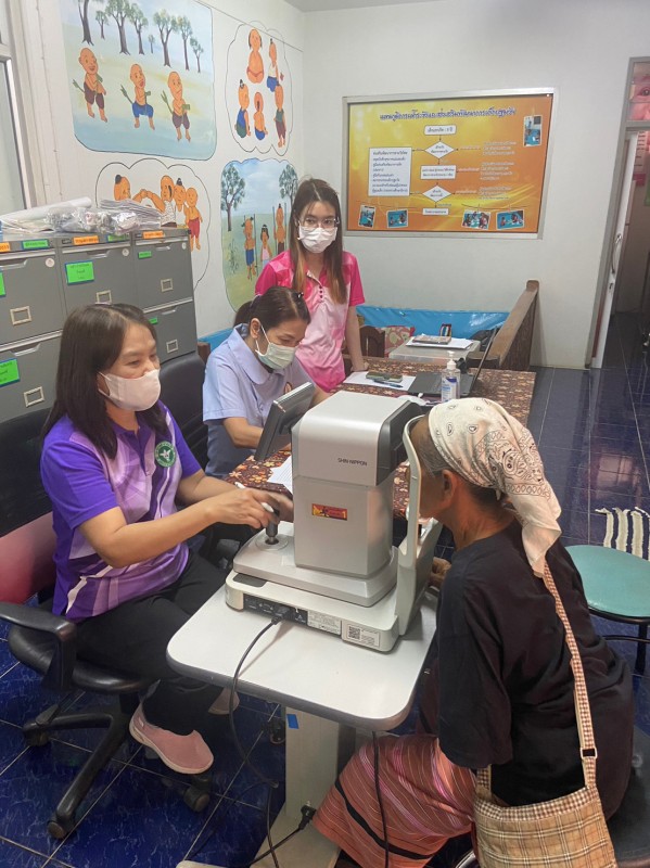 2 เม.ย.67 รพ.สต.บ้านสันป่าไร่ ร่วมกับทีม รพ.แม่ระมาด ตรวจตาผู้สูงอายุ จำนวน 105 ราย