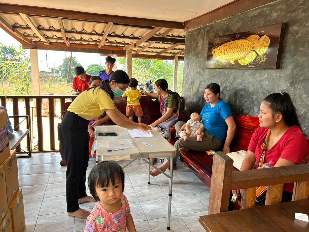 9 พ.ค.67 รพ.สต.บ้านสันป่าไร่ ออกหน่วยฉีดวัคซีนเด็กอายุ 2 เดือน ถึง 4 ปี ที่บ้านห้วยกระทิง หมู่ 6 ต.พระธาตุ จำนวน 10 ราย