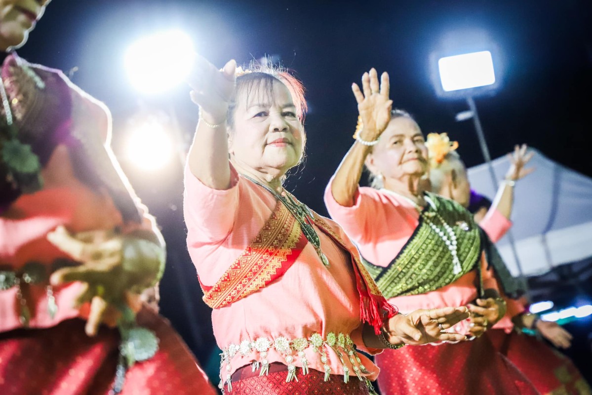 รองปลัดองค์การบริหารส่วนจังหวัดตาก เป็นประธานเปิดโครงการส่งเสริมประเพณีสักการะพระบรมธาตุลอย ประจำปี 2567 