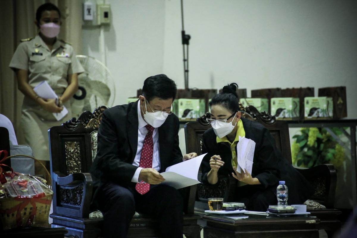 นายก อบจ.ตาก นำทีมเข้ารับการตรวจประเมินความพร้อม เพื่อรับถ่ายโอน รพ.สต. คว้า 100 คะแนนเต็ม