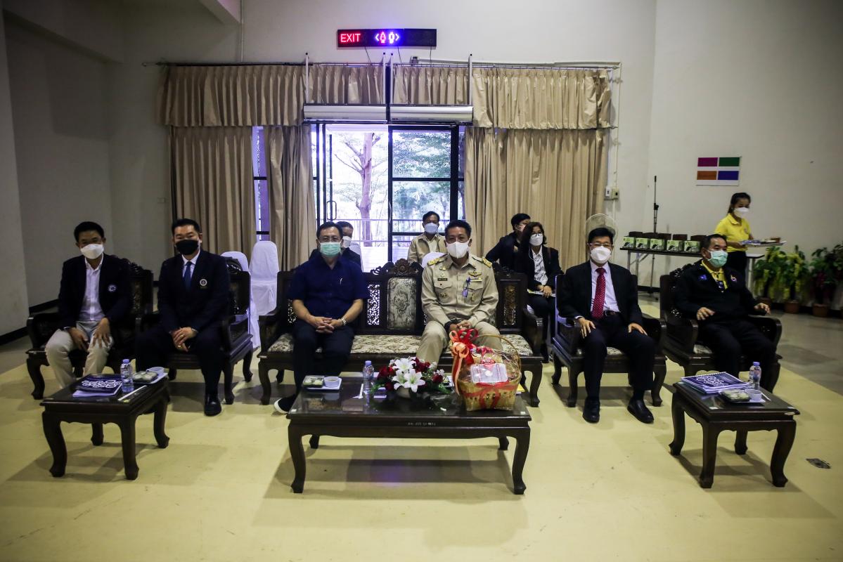 นายก อบจ.ตาก นำทีมเข้ารับการตรวจประเมินความพร้อม เพื่อรับถ่ายโอน รพ.สต. คว้า 100 คะแนนเต็ม