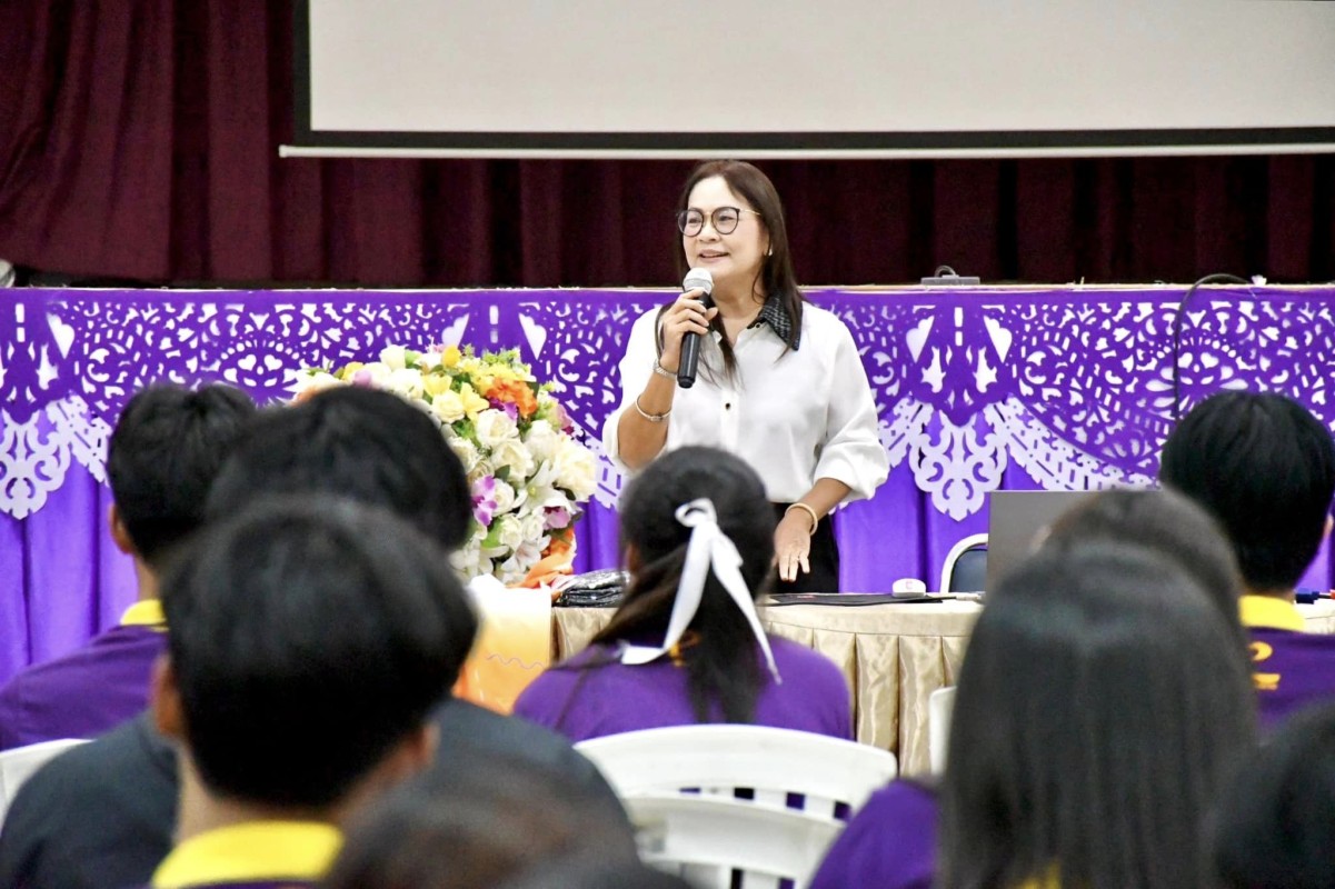 นายกองค์การบริหารส่วนจังหวัดตาก เป็นประธานเปิดโครงการฝึกอบรม วัยใส รักปลอดภัย ห่างไกลโรคติดต่อทางเพศสัมพันธ์และโรคเอดส์ 