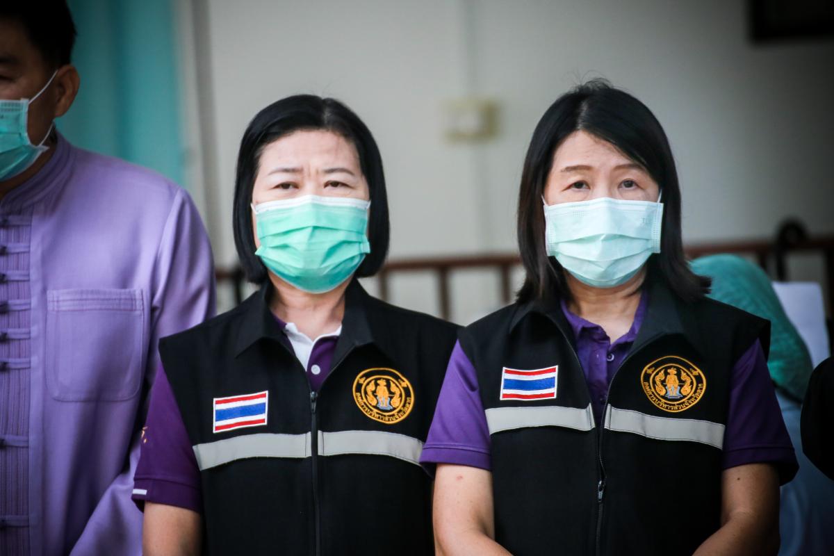 นายก อบจ.ตาก นำวัคซีน Moderna (รอบแรก) ลงพื้นที่ฉีดให้กับประชาชนกลุ่มเปราะบาง ในพื้นที่อำเภอสามเงา จังหวัดตาก