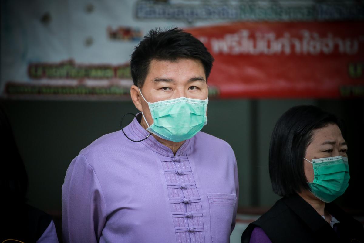 นายก อบจ.ตาก นำวัคซีน Moderna (รอบแรก) ลงพื้นที่ฉีดให้กับประชาชนกลุ่มเปราะบาง ในพื้นที่อำเภอสามเงา จังหวัดตาก