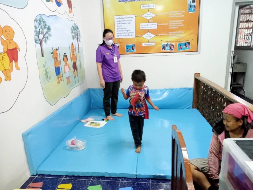 8 - 12 ก.ค. 67 สัปดาห์รณรงค์คัดกรองพัฒนาการเด็ก ประจำปี 2567 รพ.สต.บ้านสันป่าไร่ ตรวจพัฒนาการเด็กตามกลุ่มวัยจำนวน 9 ราย  ตรวจพบพัฒนาการสงสัยล่าช้าจำนวน 1 ราย  สสช.ห้วยกระทิง  ตรวจพัฒนาการเด็กตามกลุ่มวัยจำนวน 7 ราย  ตรวจพบพัฒนาการสงสัยล่าช้าจำนวน 2 ราย  สถ