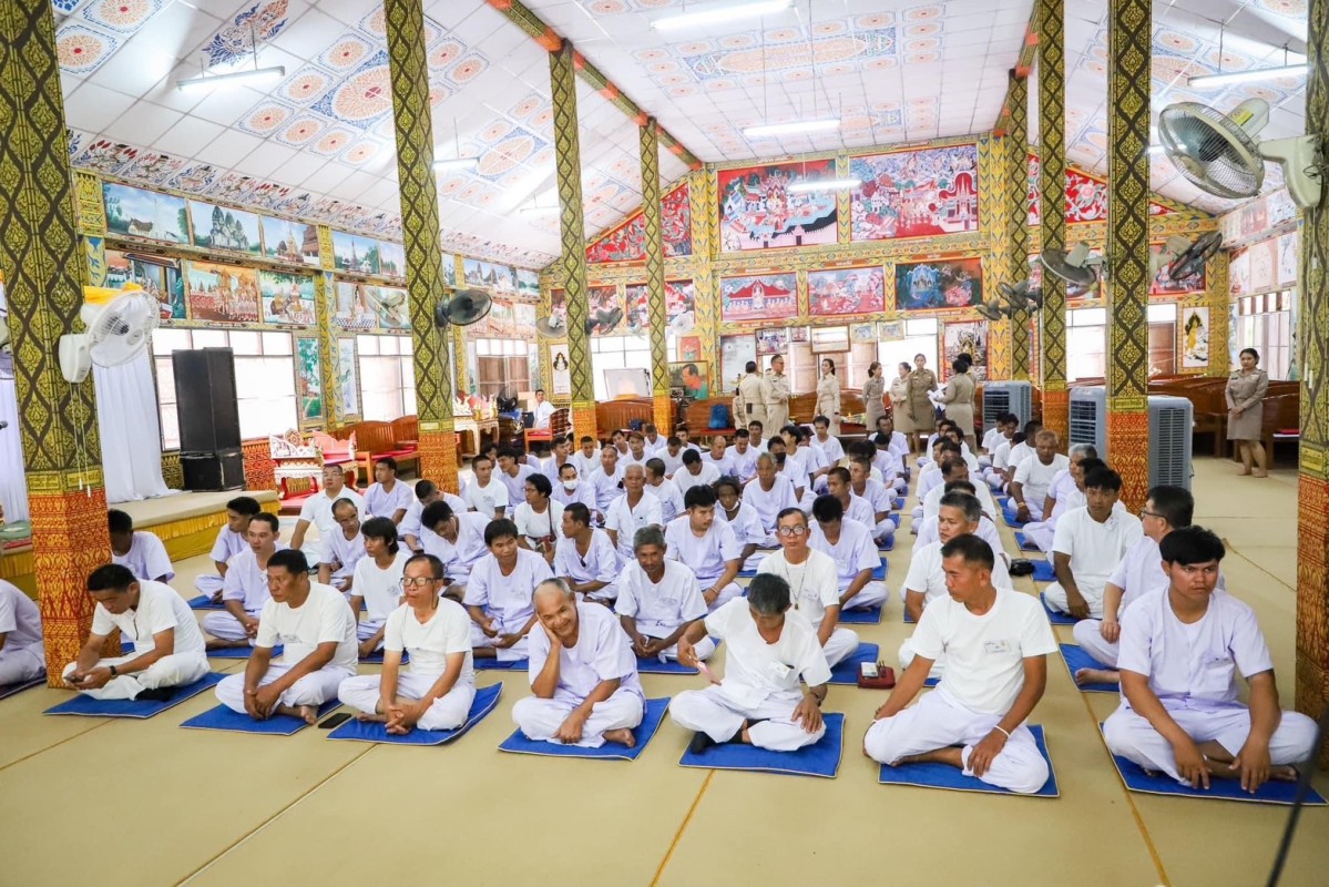 ปลัดองค์การบริหารส่วนจังหวัดตาก เข้าร่วมในพิธีพิธีปลงผมโครงการบรรพชาอุปสมบท เฉลิมพระเกียรติพระบาพสมเด็จพระเจ้าอยู่หัว เนื่องในโอกาสพระราชพิธีมหามงคลเฉลิมพระชนมพรรษา 6 รอบ 28 กรกฎาคม 2567