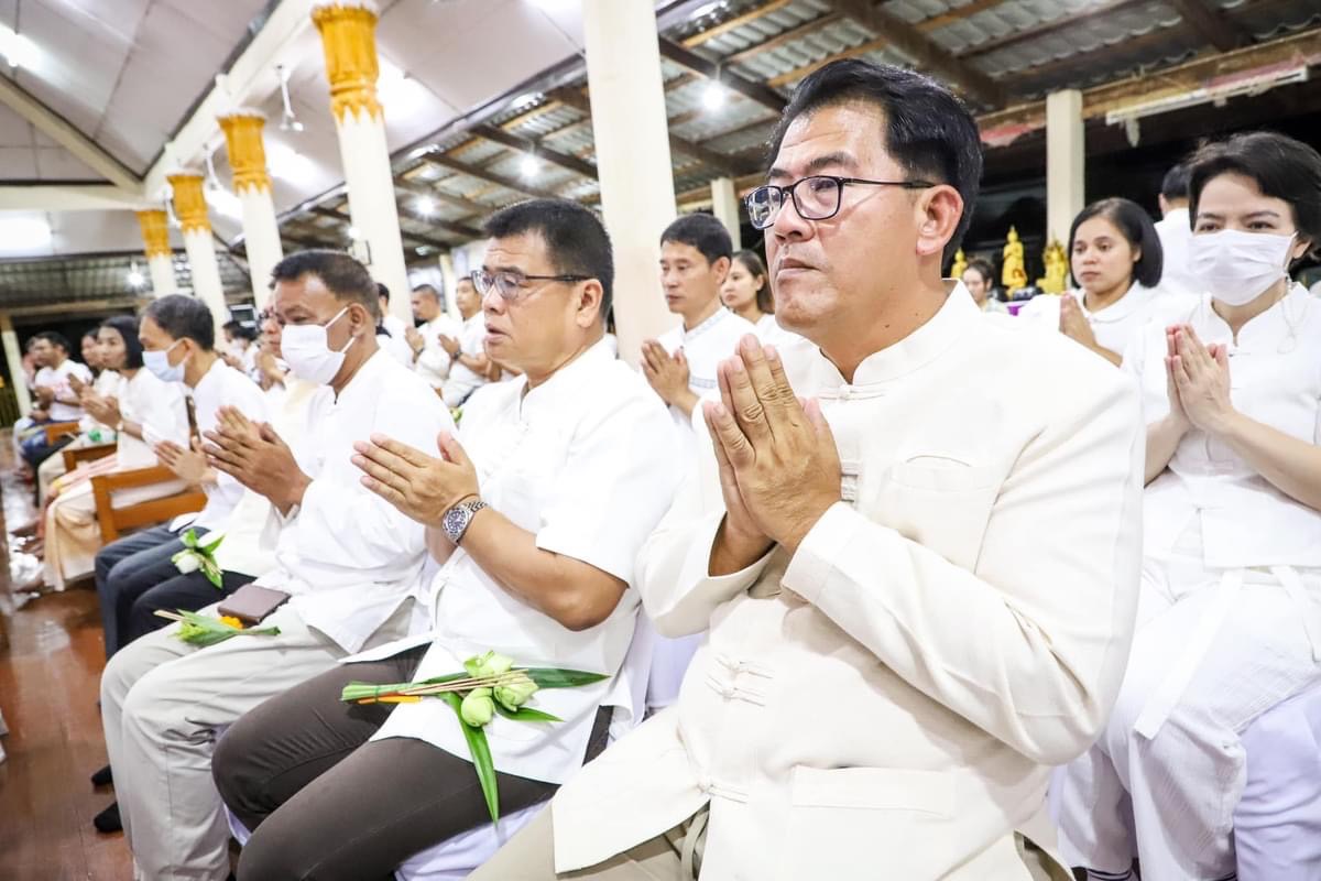 ปลัดองค์การบริหารส่วนจังหวัดตาก เข้าร่วมกิจกรรม ฟังพระธรรมเทศนาและเวียนเทียน เนื่องในวันอาสาฬหบูชา และเข้าพรรษา พุทธศักราช 2567