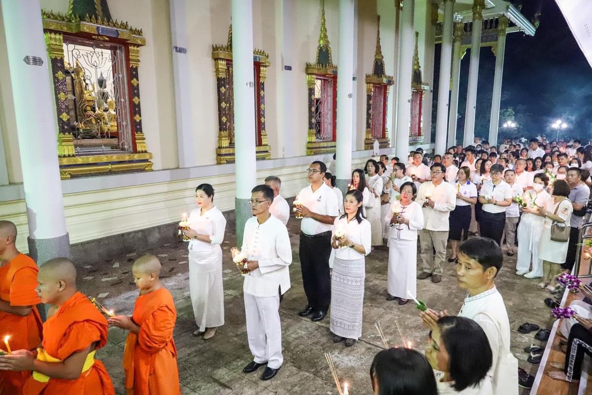 ปลัดองค์การบริหารส่วนจังหวัดตาก เข้าร่วมกิจกรรม ฟังพระธรรมเทศนาและเวียนเทียน เนื่องในวันอาสาฬหบูชา และเข้าพรรษา พุทธศักราช 2567