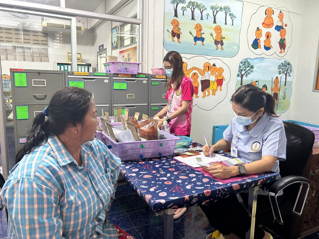 30 ก.ค.67 รพ.สต.บ้านสันป่าไร่ จ่ายยาผู้ป่วยโรคเบาหวาน จำนวน 21 ราย