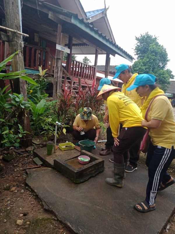 12 ส.ค. 67 อสม.ม.5บ้านสันป่าไร่ร่วมกับผู้นำชุมชน รณรงค์สำรวจและทำลายแหล่งเพาะพันธ์ลูกน้ำยุงลาย เนื่องในวันแม่แห่งชาติ