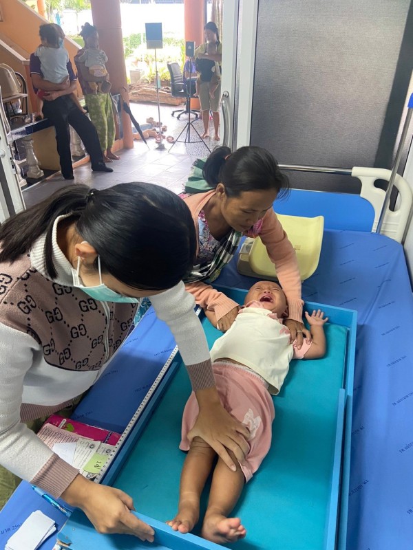 11 ก.ย.67 รพ.สต.บ้านสันป่าไร่ ให้บริการฉีดวัคซีนเด็ก อายุ 2 เดือน ถึง 4 ปี จำนวน 37 ราย และตรวจสุขภาพช่องปาก,ให้ความรู้ผู้ปกครองเรื่องการดูแลสุขภาพช่องปาก,เจาะเลือดตรวจ hct ,จ่ายยา para syr และ ferruos syr และยืนยันตัวตน(Authen)