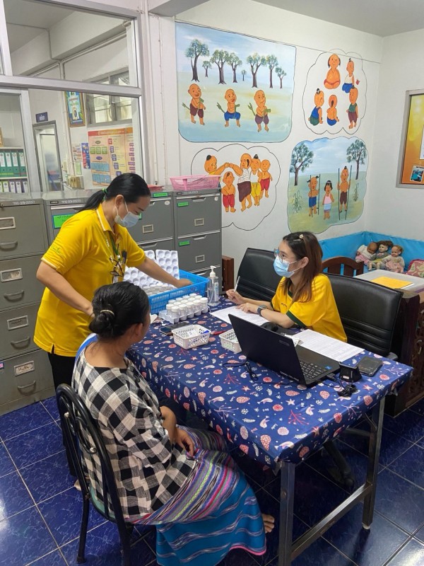 3 ต.ค.67 รพ.สต.บ้านสันป่าไร่ รณรงค์ตรวจคัดกรองมะเร็งปากมดลูก ด้วยชุดตรวจด้วยตนเอง HPV self sampling แก่สตรีกลุ่มเป้าหมาย จำนวน 40 ราย