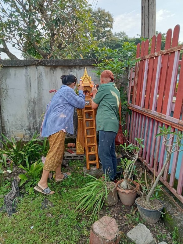 9 ต.ค.67 อาสาสมัครสาธารณสุข หมู่ที่ 2 บ้านตีนธาตุ หมู่ที่ 3 บ้านป่าไร่เหนือและหมู่ที่ 5 บ้านสันป่าไร่ รณรงค์สำรวจและทำลายแหล่งเพาะพันธ์ลูกน้ำยุงลาย รอบแรกเดือนตุลาคม 67