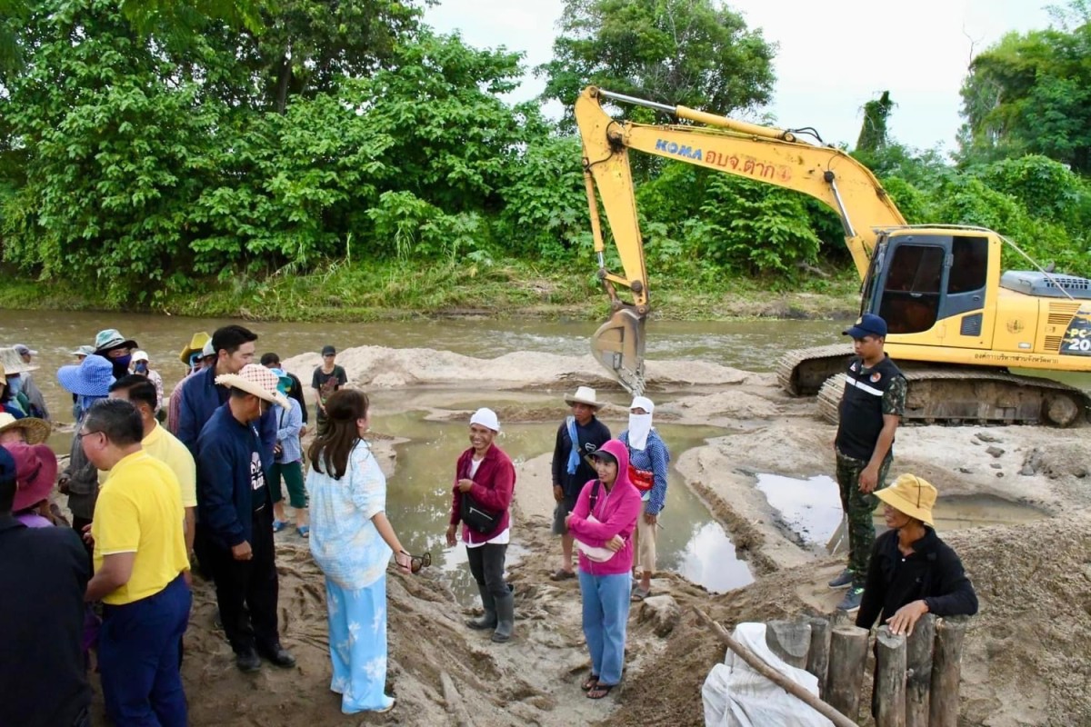 รองนายกองค์การบริหารส่วนจังหวัดตาก ลงพื้นที่ตรวจการทำงานของเครื่องจักรกลในพื้นที่ ต.ท้องฟ้า-ต.ทุ่งกระเชาะ