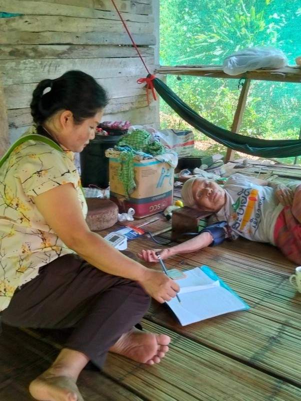 14-18 ตค. 67 อาสาสมัครสาธารณสุขหมู่ที่ 3 บ้านป่าไร่เหนือ รณรงค์คัดกรองกลุ่มเสี่ยงโรคความดันโลหิตสูงและโรคเบาหวาน ในประชากรอายุ 35 ปีขึ้นไป