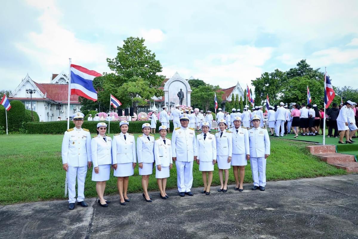 ปลัดองค์การบริหารส่วนจังหวัดตาก เข้าร่วมพิธีวางพวงมาลา เนื่องในวันปิยมหาราช