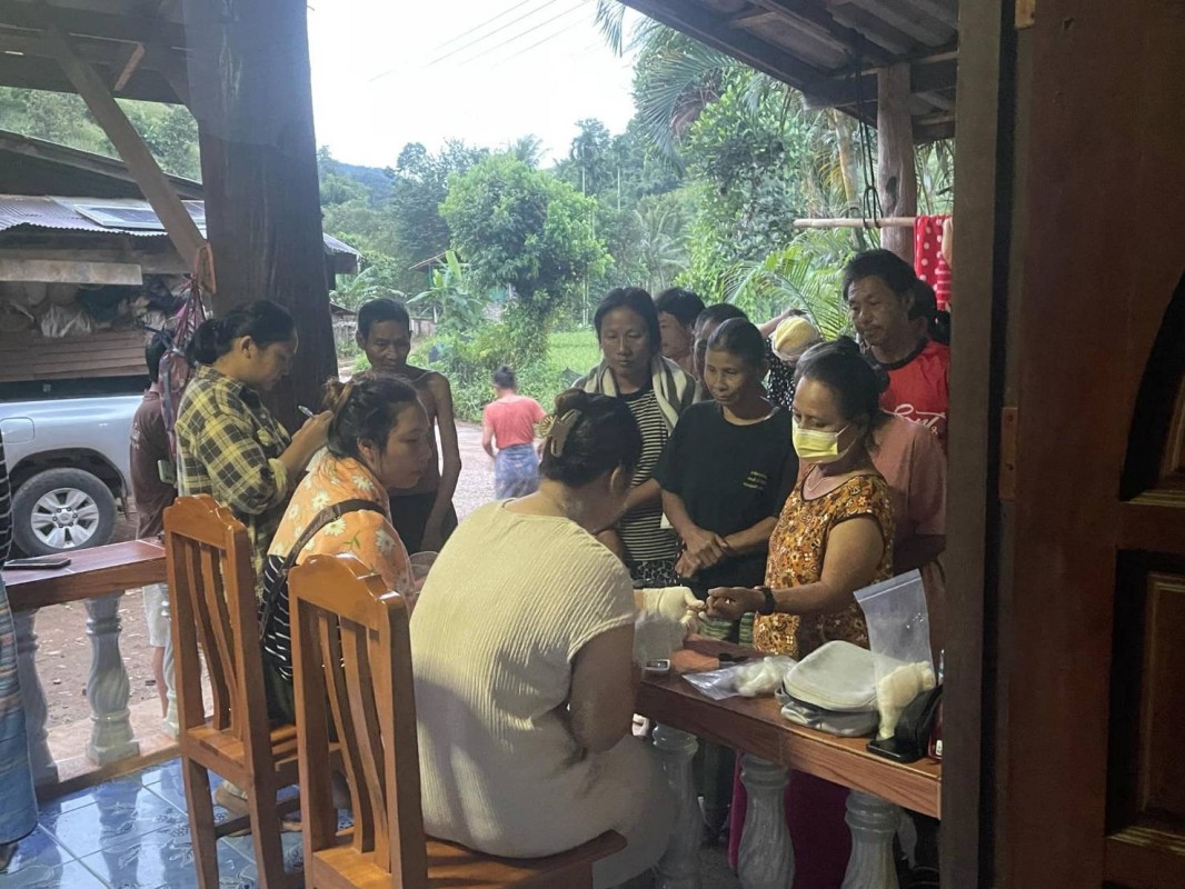 19-20 ตค. 67 อาสาสมัครสาธารณสุข หมู่ที่ 2 บ้านตีนธาตุ คัดกรองกลุ่มเสี่ยงโรคความดันโลหิตสูงและโรคเบาหวาน ในประชากรอายุ 35