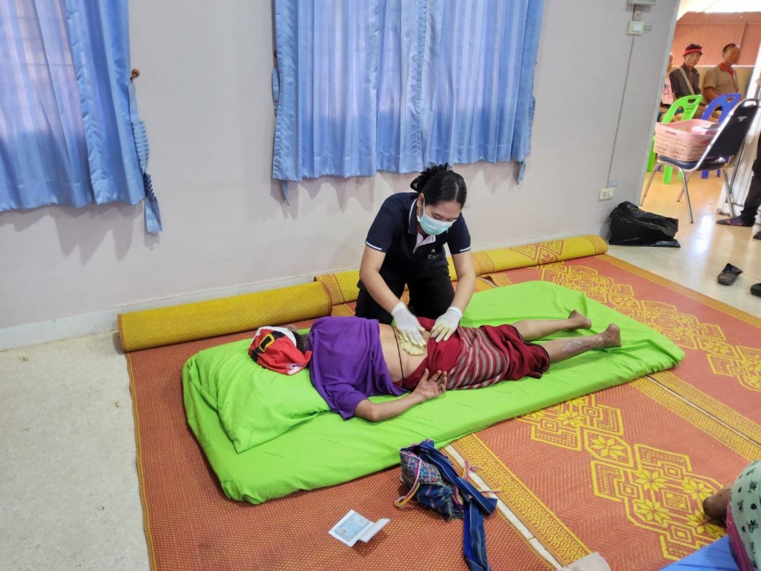 กิจกรรมพาหมอไปหาประชาชน