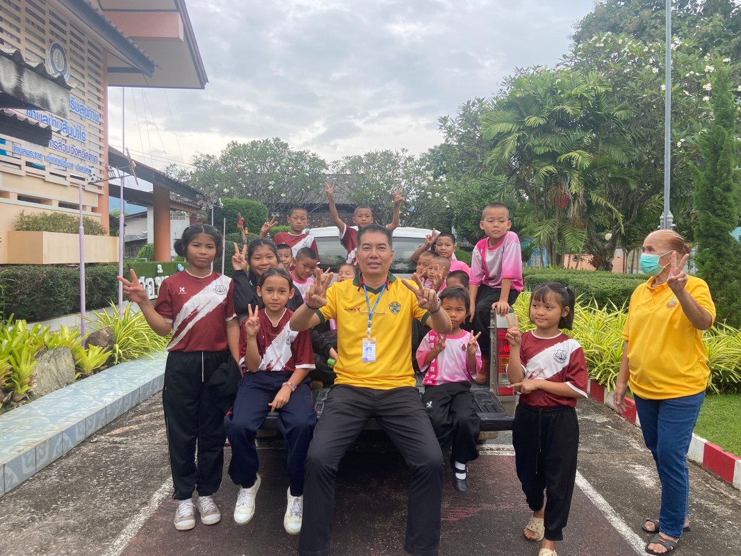 7 พ.ย.67 รพ.สต.บ้านสันป่าไร่ ฉีดวัคซีนนักเรียน ครั้งที่ 2 ให้แก่นักเรียนชั้น ป.1 , ป.2 และ ป.6 ทั้งหมด 5 โรงเรียน รวม 82 คน และนัดฉีดครั้งต่อไป อีก 2 ครั้ง