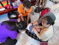 14 พ.ย.67 รพ.สต.บ้านสันป่าไร่ ออกหน่วยฉีดวัคซีนเด็กอายุ 2 เดือน ถึง 4 ปี และ นร.ป.6 หมู่ 6 บ้านห้วยกระทิง จำนวน 24 ราย พร้อมทั่งเจาะเลือดตรวจ hct , จ่ายยา para syr , ferrous syr และ ยืนยันตัวตน(Authen)