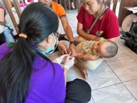 14 พ.ย.67 รพ.สต.บ้านสันป่าไร่ ออกหน่วยฉีดวัคซีนเด็กอายุ 2 เดือน ถึง 4 ปี และ นร.ป.6 หมู่ 6 บ้านห้วยกระทิง จำนวน 24 ราย พร้อมทั่งเจาะเลือดตรวจ hct , จ่ายยา para syr , ferrous syr และ ยืนยันตัวตน(Authen)