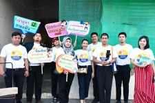 ฝ่ายประชาสัมพันธ์ อบจ.ตาก ลงพื้นที่จัดกิจกรรมประชาสัมพันธ์รณรงค์การเลือกตั้งนายกองค์การบริหารส่วนจังหวัดตาก ในบริเวณตลาดสดเทศบาล 1 (ตลาดคุณนาย)