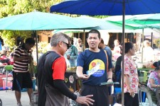 ฝ่ายประชาสัมพันธ์ อบจ.ตาก บุกตลาดร้อยโทล้วน!!!