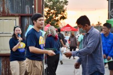 ฝ่ายประชาสัมพันธ์ อบจ.ตาก ลุยตลาดตากวินเทจ เทศบาลเมืองตาก!!!