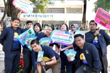 ฝ่ายประชาสัมพันธ์ อบจ.ตาก บุกสถาบันการศึกษาเมืองตาก!!!