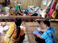 13/12/67 นางเสาร์แก้ว อ่วมพิทยา เจ้าพนักงานสาธารณสุขชุมชน รพ.สต.บ้านสันป่าไร่ ร่วมกับเจ้าหน้าที่ รพ.แม่ระมาด เยี่ยมบ้านผู้ป่วยวัณโรค