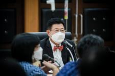 นายกองค์การบริหารส่วนจังหวัดตาก พร้อมทั้งคณะผู้บริหารและเจ้าหน้าที่ที่เกี่ยวข้อง ประชุมหารือแนวทางการผลักดันงบประมาณปี 2566