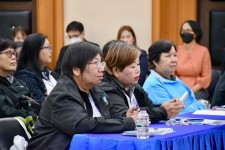 นายก อบจ.ตาก กล่าวต้อนรับและพบปะพูดคุยกับผู้เข้ารับการอบรมและส่งเสริมกิจกรรมอาสาสมัครท้องถิ่นรักษ์โลก (อถล.)