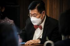 นายก อบจ.ตาก และ ผอ.อุทยานธรณีไม้กลายเป็นหินตาก นำเสนอข้อมูลกับคณะวิจัย เพื่อยกระดับการจัดการท่องเที่ยว