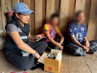 11 เมษายน 2568 นายกัณตพงศ์ ฉลากมงคล ผู้ช่วยเจ้าหน้าที่สาธารณสุขและน.ส.รุจิพร กุลธรรมอนุตระ พนักงานบริการ ประจำสสช.บ้านห้วยกระทิง ร่วมกับทีมศูนย์ควบคุมโรคติดต่อนำโดยแมลงแม่สอด หน่วยควบคุมโรคติดต่อนำโดยแมลง แม่จะเรา สสอ.แม่ระมาด รพ.แม่ระมาดและอสม.ม.6 บ้านห้