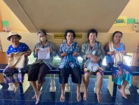 30 เม.ย.68 รพ.สต.บ้านสันป่าไร่ จ่ายยาให้แก่ผู้ป่วย NCD กลุ่ม 1 (โรคเบาหวาน) จำนวน 23 ราย และ แจ้งผลการตรวจเลือด , นับจำนวนยา และ ทบทวนความเข้าใจเรื่องการทานยาก่อนผู้ป่วยกลับบ้าน