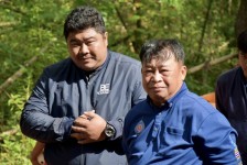 “นายกจอย” นางอัจฉรา ทวีเกื้อกูลกิจ นายกองค์การบริหารส่วนจังหวัดตาก นำทีมสำนักช่างองค์การบริหารส่วนจังหวัดตาก ลงพื้นที่ ตำบลแม่ละมุ้ง อำเภออุ้มผาง จังหวัดตาก