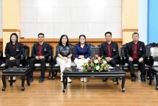 นายก อบจ.ตาก มอบงบประมาณสนับสนุนโรงเรียนตากพิทยาคม 897,500 บาท 