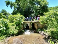 นายกจอย ลงพื้นที่สำรวจเส้นทางสัญจรชำรุด ในพื้นที่ บ้านแปโดทะ เชื่อมบ้านอุ้มผางคี ต.อุ้มผาง อ.อุ้มผาง จ.ตาก 