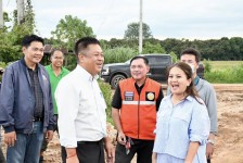 นายกจอย ลงพื้นที่ ต.วังหมัน อ.สามเงา