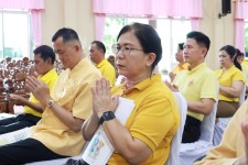 นางอัจฉรา ทวีเกื้อกูลกิจ (นายกจอย) นายกองค์การบริหารส่วนจังหวัดตากได้มอบหมายให้ นางสาวสุพัตรา เสาร์เรือน ผู้อำนวยการกองการศึกษา ศาสนาและวัฒนธรรมเข้าร่วมพิธี พิธีเจริญพระพุทธมนต์ฯ