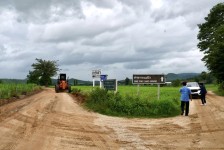 นายกจอย ลงพื้นที่ตรวจติดตามการทำงานของเครื่องจักรกลในพื้นที่ อ.แม่สอด จ.ตาก 