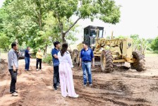 นายกจอย ลงพื้นที่ตรวจติดตามการทำงานของเครื่องจักรกลในพื้นที่ อ.แม่ระมาด จ.ตาก 