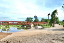 นายกจอย ลงพื้นที่ตรวจการทำงานของเครื่องจักร บ้านท่าไผ่ ต.ยกกระบัตร อ.สามเงา