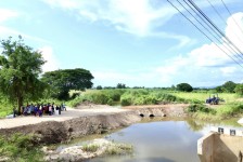 นายกจอย ลงพื้นที่ตรวจการทำงานของเครื่องจักร บ้านท่าไผ่ ต.ยกกระบัตร อ.สามเงา